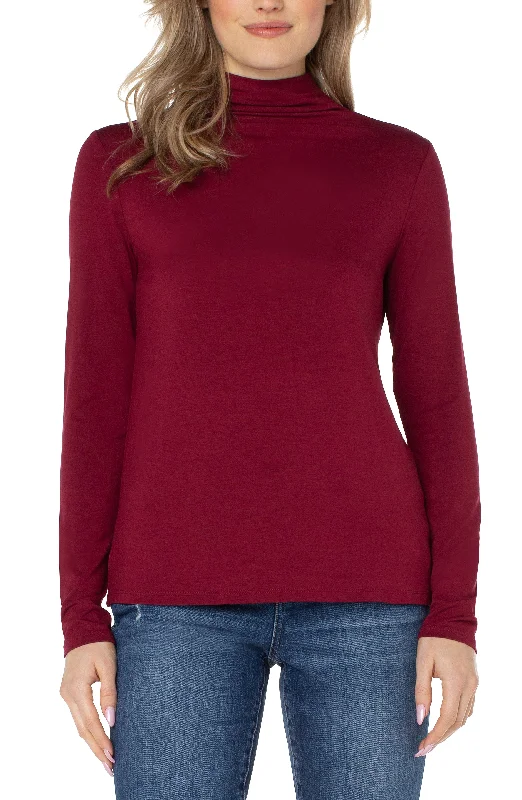 Women's Capri PantsMOCK NECK LONG SLEEVE KNIT TOP