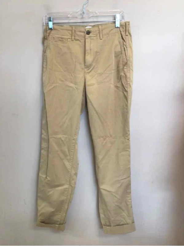 Women's Cargo ShortsGAP SIZE 4 Ladies PANTS