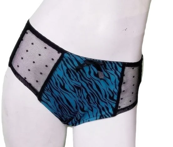 eco-friendly underwear made from organic cotton and bamboo fiber for sensitive skin and a sustainable choicePlus-Size Blue Animal Print Boyleg Panty